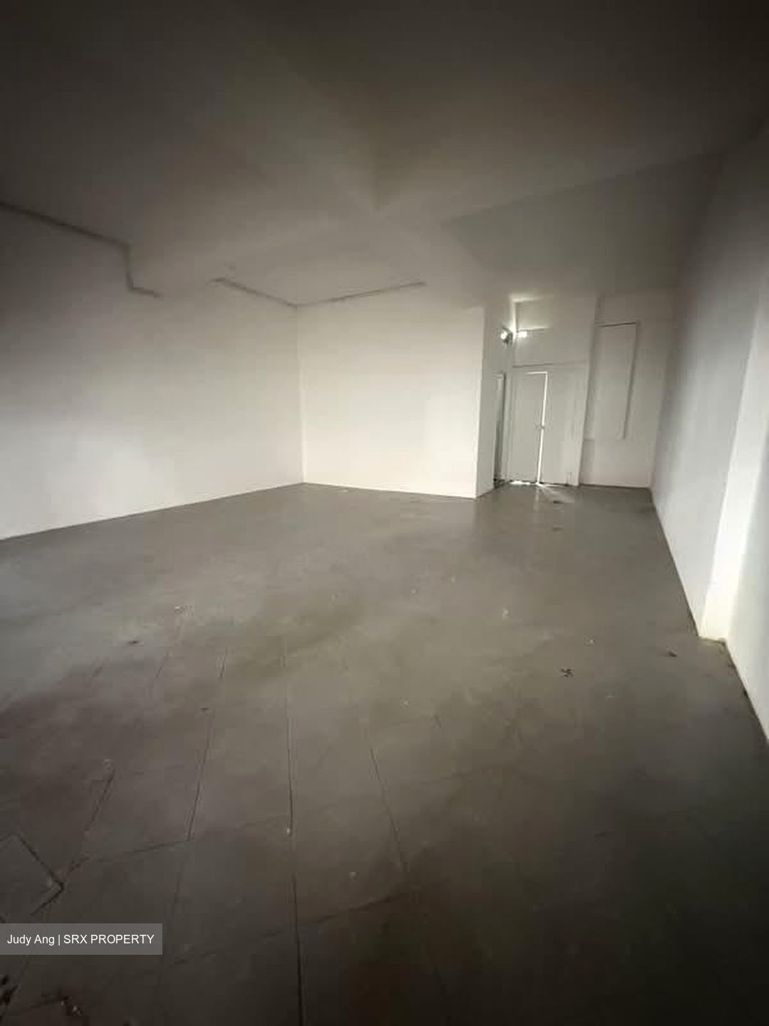 Tampines Heart (D18), Retail #585396731
